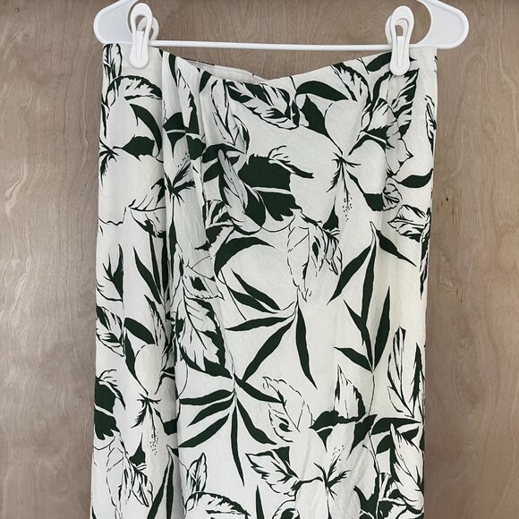 Abercrombie Floral Sarong Maxi Skirt - Picture 2 of 6
